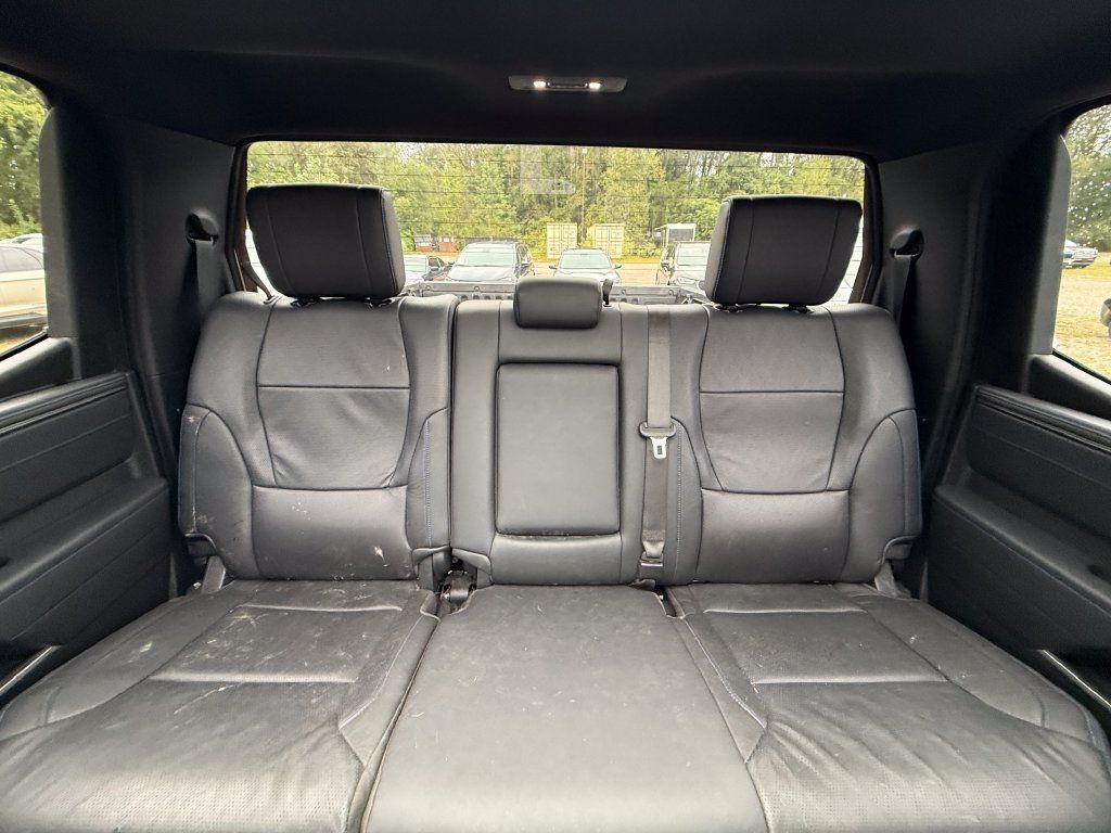 Used 2025 Toyota Tundra Platinum AWD/4WD image 19