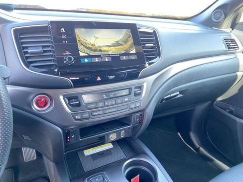 Used 2023 Honda Passport EX-L image 37