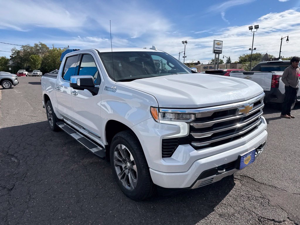 Used 2023 Chevrolet Silverado 1500 High Country AWD/4WD image 5