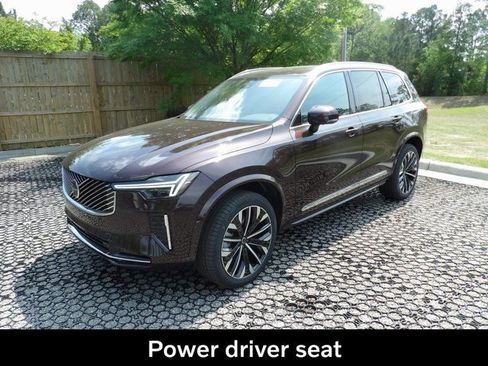 Certified 2025 Volvo XC90 T8 Plus w/ Protection Package Premier AWD/4WD image 4