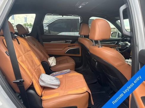 Used 2024 Kia Telluride EX X-Line AWD/4WD image 12