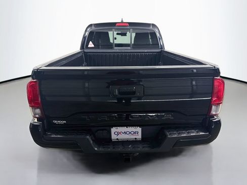 Certified 2022 Toyota Tacoma SR w/ SX Package RWD image 6