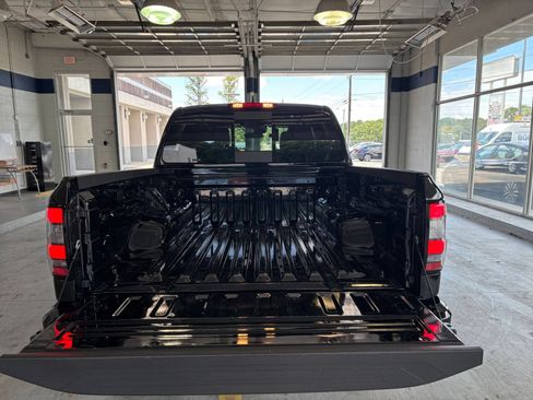 Used 2026 Nissan Frontier PRO-4X AWD/4WD image 32