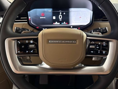 New 2026 Land Rover Range Rover Long Wheelbase SE AWD/4WD image 32
