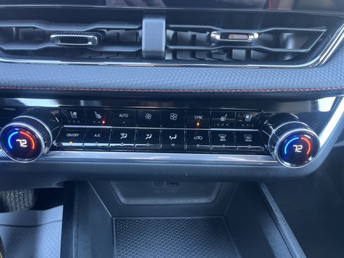 Used 2026 Chevrolet Equinox RS w/ Convenience Package III image 29