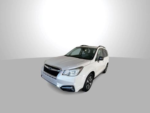 Used 2018 Subaru Forester 2.5i Premium image 4