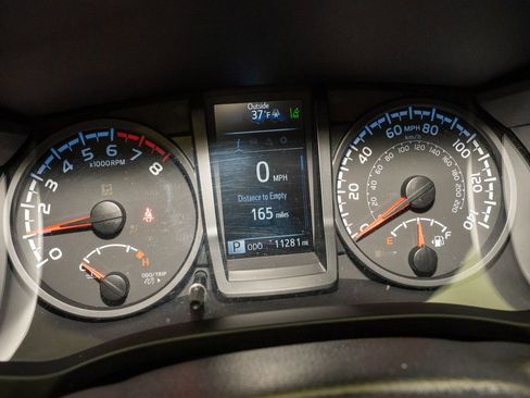 Used 2023 Toyota Tacoma SR image 16