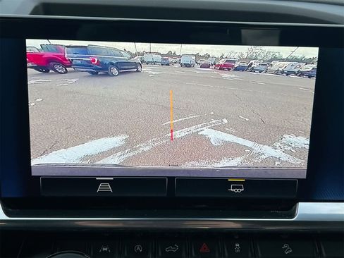 Used 2022 Chevrolet Silverado 1500 LT image 28