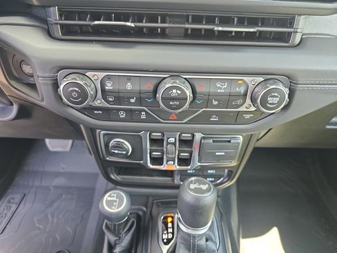 New 2025 Jeep Wrangler Sahara image 16