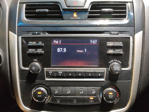 Used 2016 Nissan Altima 2.5 SR FWD image 25