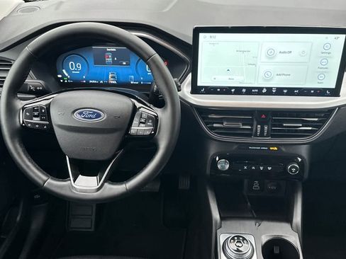 Certified 2025 Ford Escape Platinum image 14