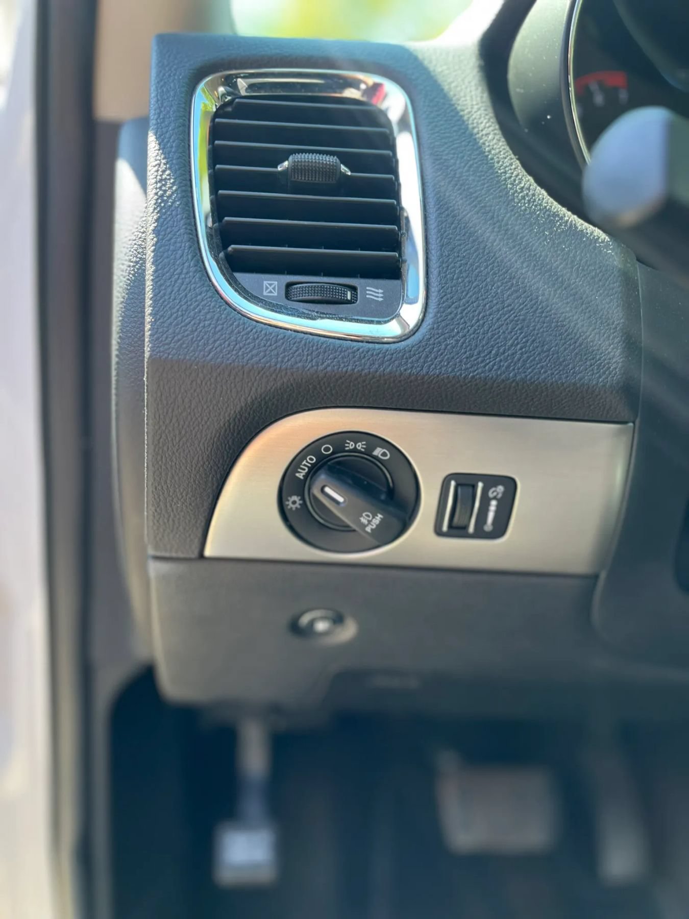 Used 2017 Dodge Durango GT w/ Nav & Power Liftgate Group RWD image 11