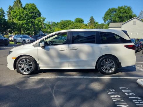 Used 2025 Honda Odyssey Touring image 7