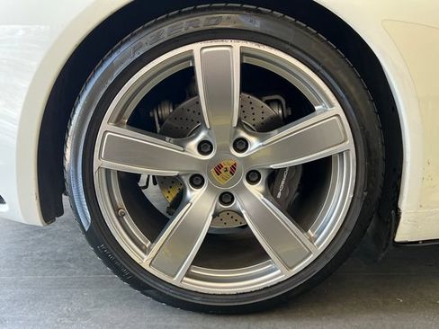 Used 2019 Porsche 911 Carrera RWD image 13