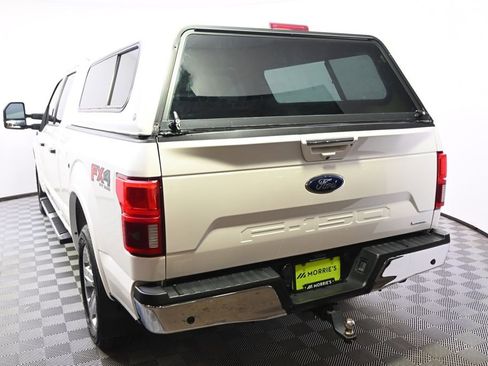 Used 2018 Ford F150 Lariat w/ Equipment Group 502A Luxury AWD/4WD image 4