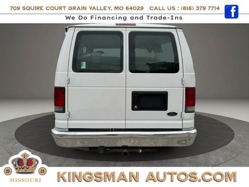 Used 2009 Ford E-350 and Econoline 350 XL RWD image 5