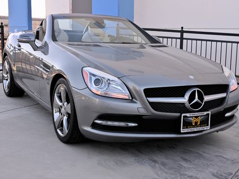 Used 2012 Mercedes-Benz SLK 350 SLK 350 Roadster image 9
