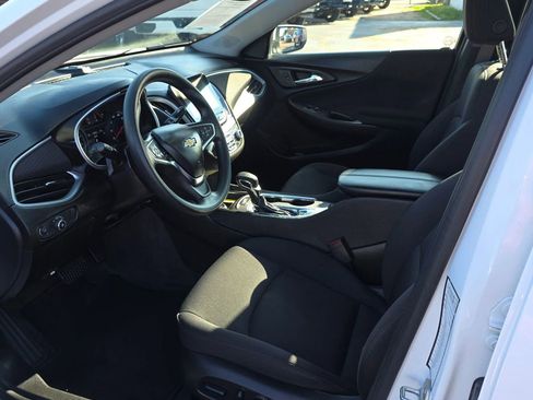 Used 2024 Chevrolet Malibu LT FWD image 8