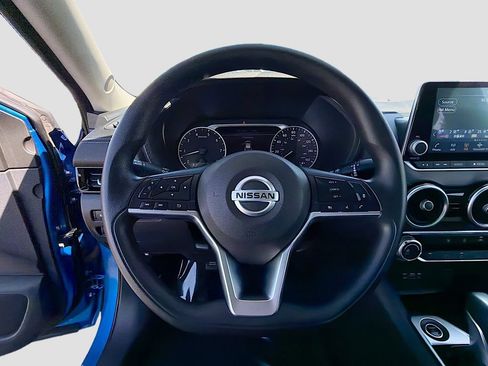 Used 2023 Nissan Sentra SV FWD image 11