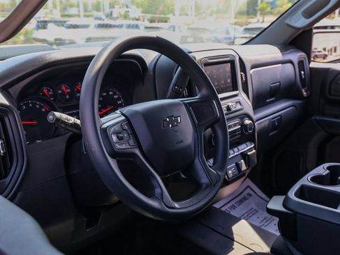 Used 2025 Chevrolet Silverado 1500 Custom Trail Boss AWD/4WD image 14