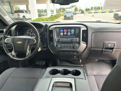 Used 2018 Chevrolet Silverado 2500 LT AWD/4WD image 19