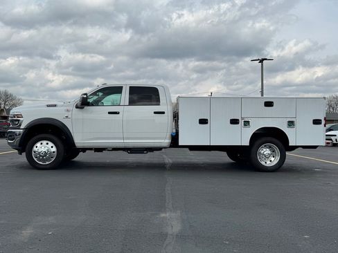 New 2025 RAM 5500 Tradesman image 4
