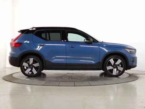 Certified 2023 Volvo XC40 Recharge Ultimate w/ Protection Package Premier image 13
