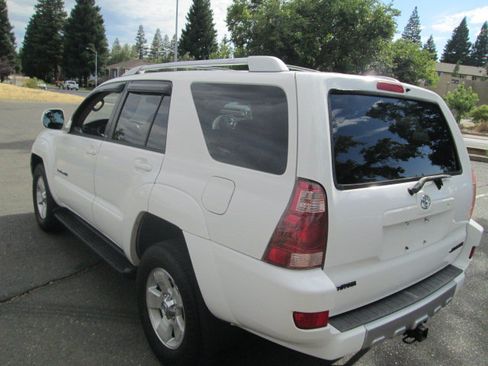Used 2005 Toyota 4Runner Sport AWD/4WD image 5
