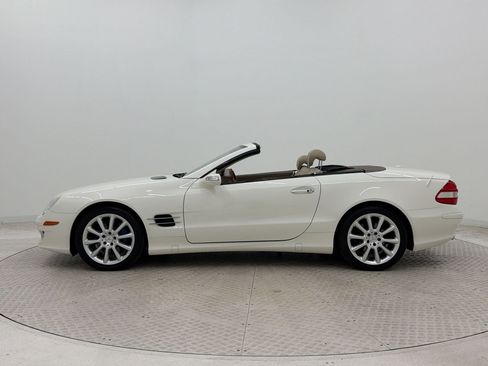 Used 2007 Mercedes-Benz SL 550 image 2