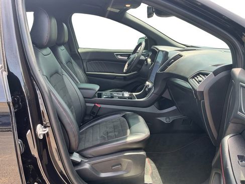 Certified 2024 Ford Edge ST-Line AWD/4WD image 22