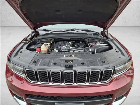 Used 2021 Jeep Grand Cherokee L Limited RWD image 24