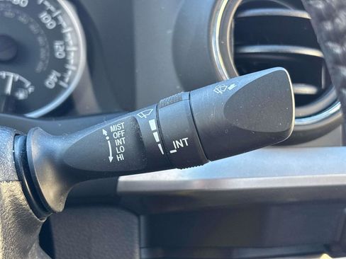 Used 2021 Toyota Tacoma SR5 image 20