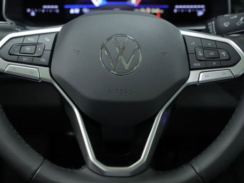 New 2025 Volkswagen Jetta SE image 13