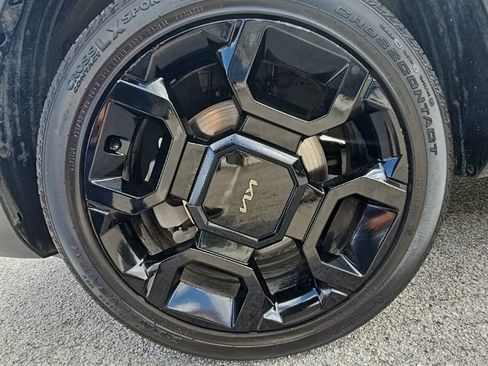 Used 2025 Kia Sorento SX Prestige w/ Olive Brown Leather Package image 9