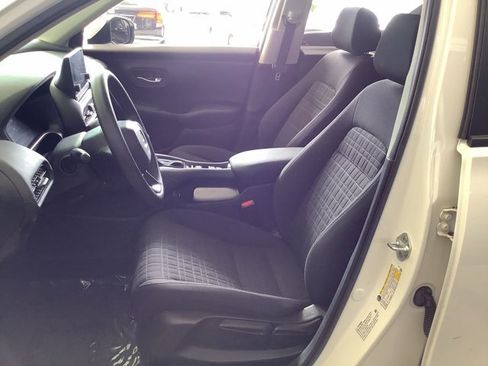 Used 2023 Honda HR-V LX image 15