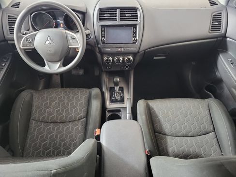 Used 2025 Mitsubishi Outlander Sport AWD image 14