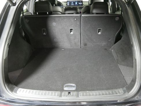 Used 2022 Genesis GV70 3.5T Sport w/ Sport Advanced Package image 18