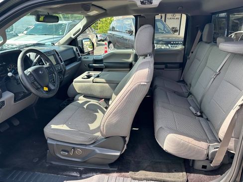 Used 2016 Ford F150 XLT w/ Equipment Group 302A Luxury AWD/4WD image 8