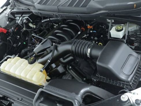 Used 2023 Ford F150 XLT image 9