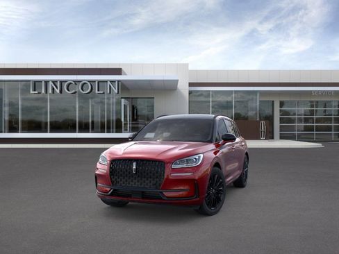 New 2026 Lincoln Corsair Reserve w/ Jet Appearance Package FWD image 2
