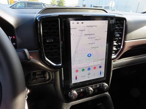 New 2025 Ford Ranger XLT w/ FX4 Off-Road Package image 10