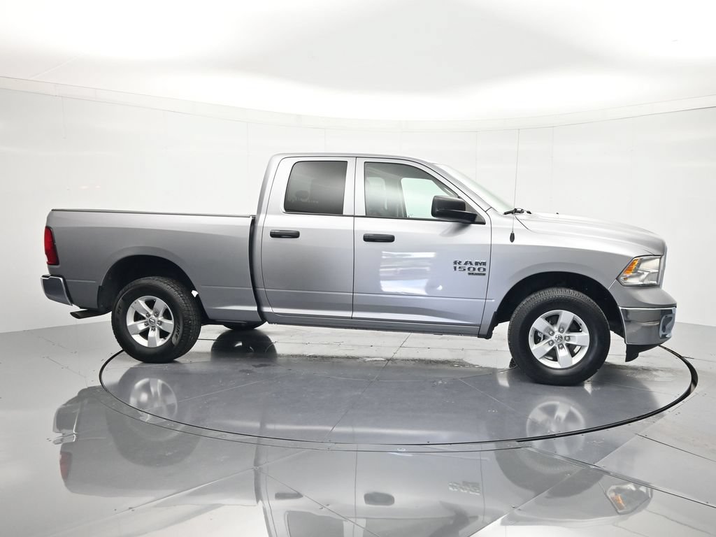 Used 2024 RAM 1500 Classic SLT AWD/4WD image 4