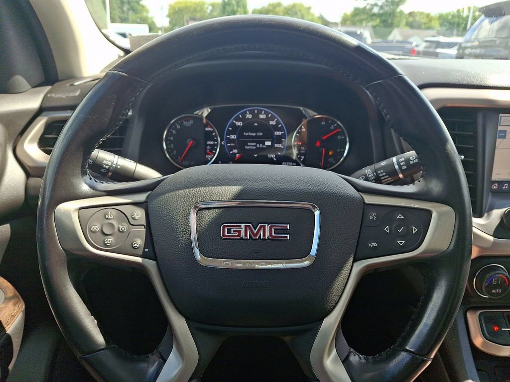 Used 2021 GMC Acadia Denali w/ Denali Technology Package FWD image 27