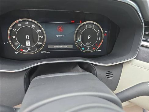 Used 2024 Jaguar XF R-Dynamic SE AWD/4WD image 19