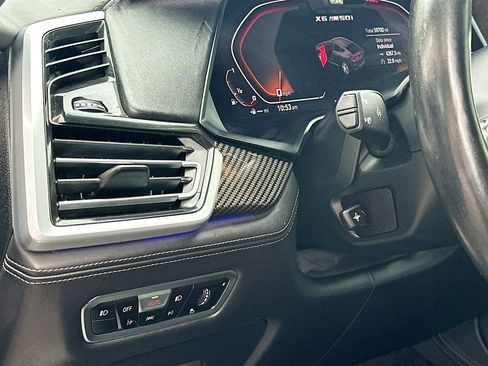 Used 2020 BMW X6 M50i image 10