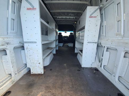 Used 2019 Mercedes-Benz Sprinter 170 Cargo image 11