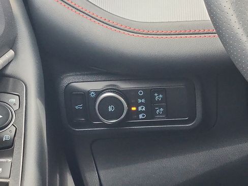 Used 2025 Ford Explorer ST image 13