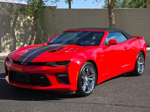 Used 2016 Chevrolet Camaro SS image 8