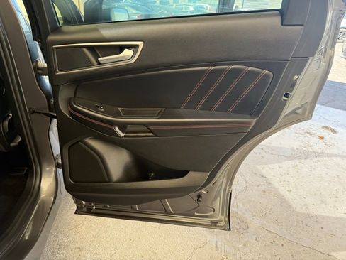 Used 2023 Ford Edge ST-Line AWD/4WD image 16