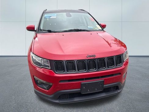 Used 2019 Jeep Compass Latitude AWD/4WD image 5
